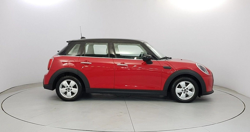MINI Cooper cena 85900 przebieg: 31000, rok produkcji 2022 z Międzyzdroje małe 596